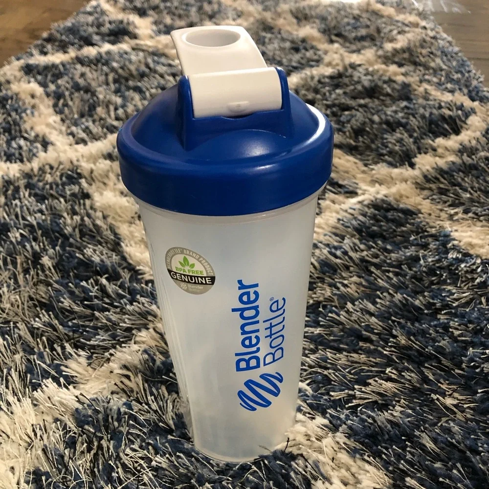 🛍🏙3️⃣ for $1️⃣5️⃣ Like 🆕 20oz Blender Bottle